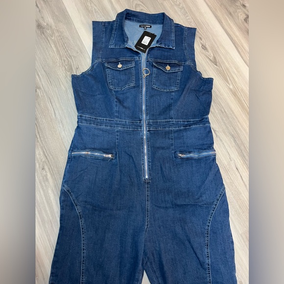 Denim zip up jumper - Picture 2 of 7